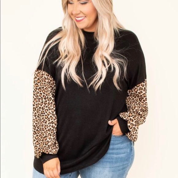 Chic Soul Tops - Chic soul (First Love) Top/Leopard Print Sleeves